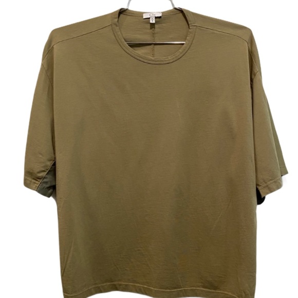 Clu pleated back t shirt. NWT. Small. Oversized - Picture 1 of 10